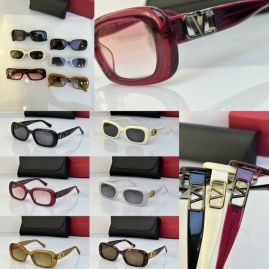Picture of Valentino Sunglasses _SKUfw52140061fw
